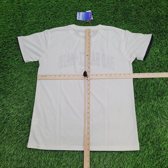 Bad-Badtz-Maru Sanrio Shirt Womens XL 21x27 White Penguin - Picture 3 of 13